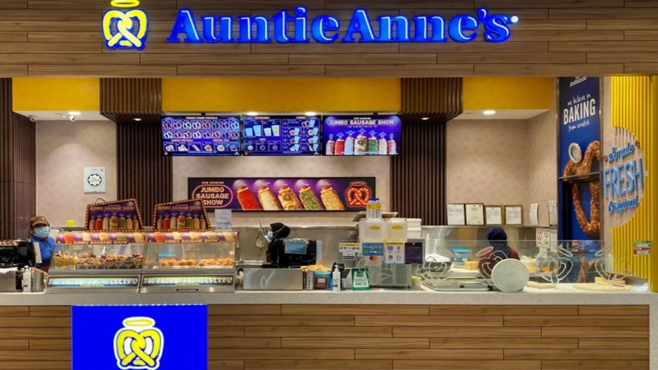 Auntie Anne's $5 Gift Card US [$ 5.99]