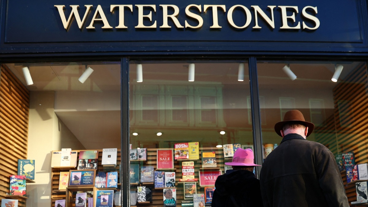 Waterstones £10 Gift Card UK [$ 14.92]